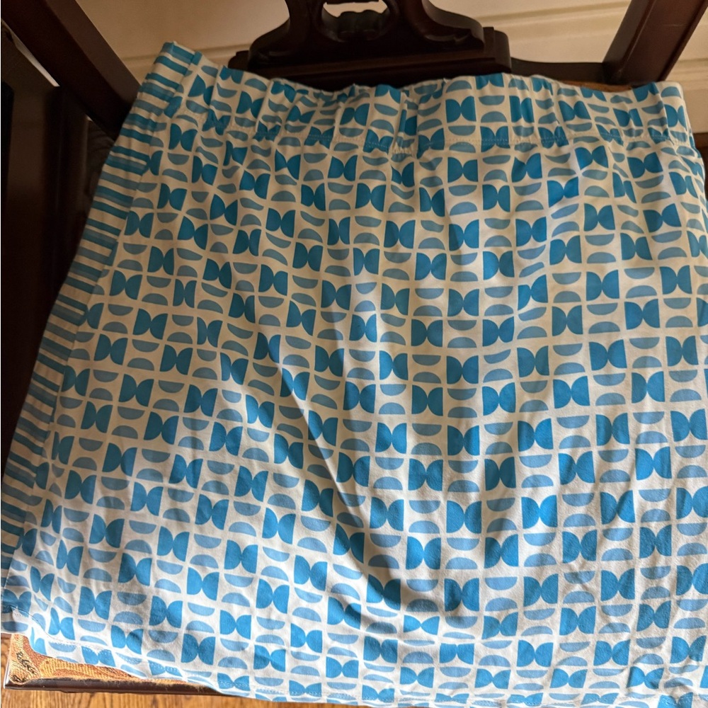 J.McLaughlin Skort,Blue/White Catalina Cloth. Elastic Waist. Side zip pockets.M